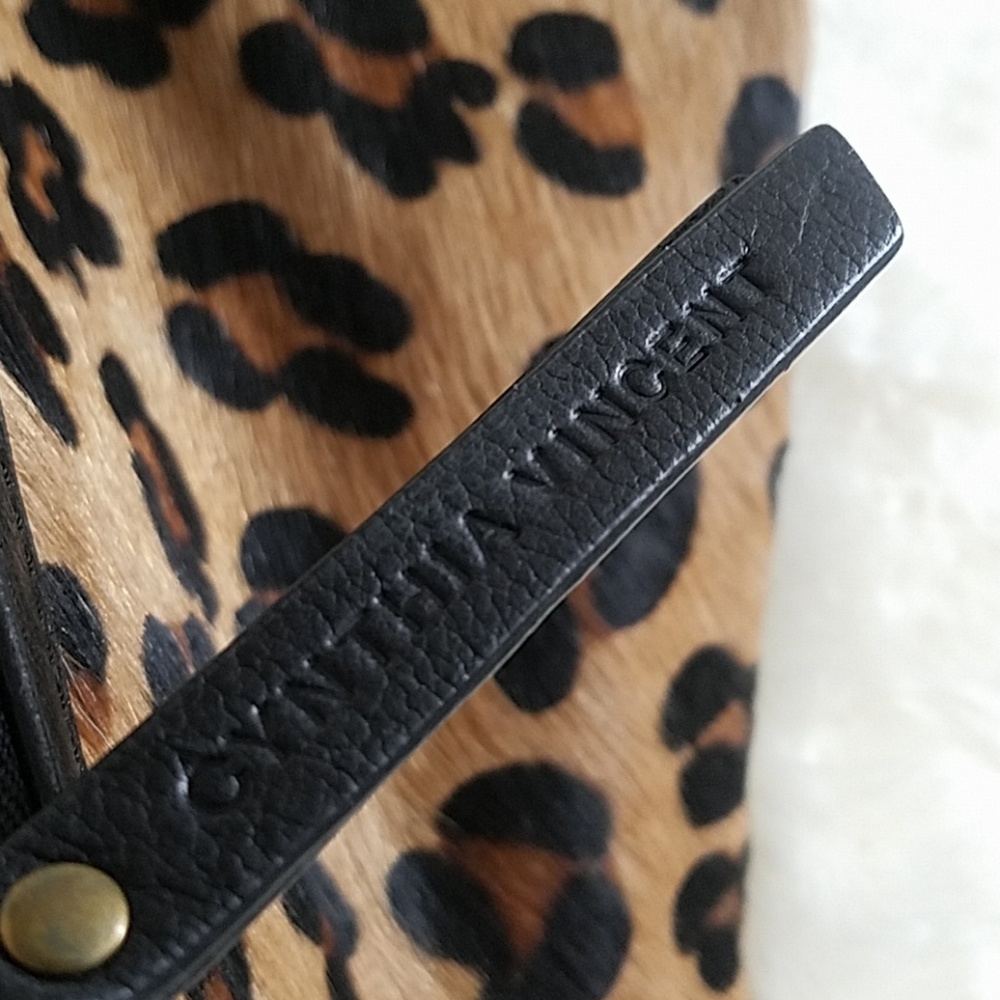 Cynthia Vincent Calf Hair Clutch - New - Picture 2 of 4